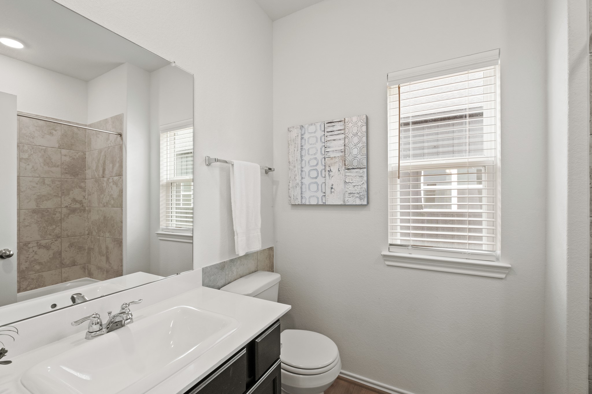1404 Wycliffe Drive D Property Photo 4
