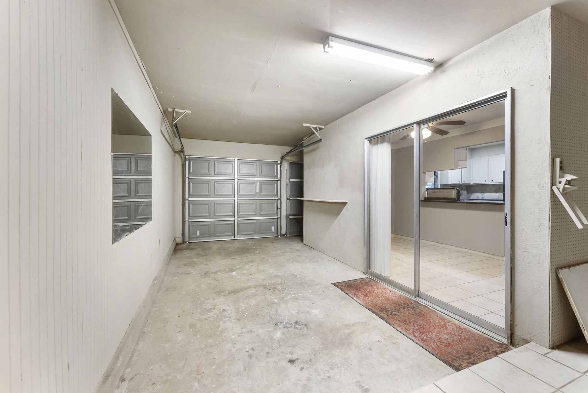 1010 E Red Cedar Circle Property Photo 15
