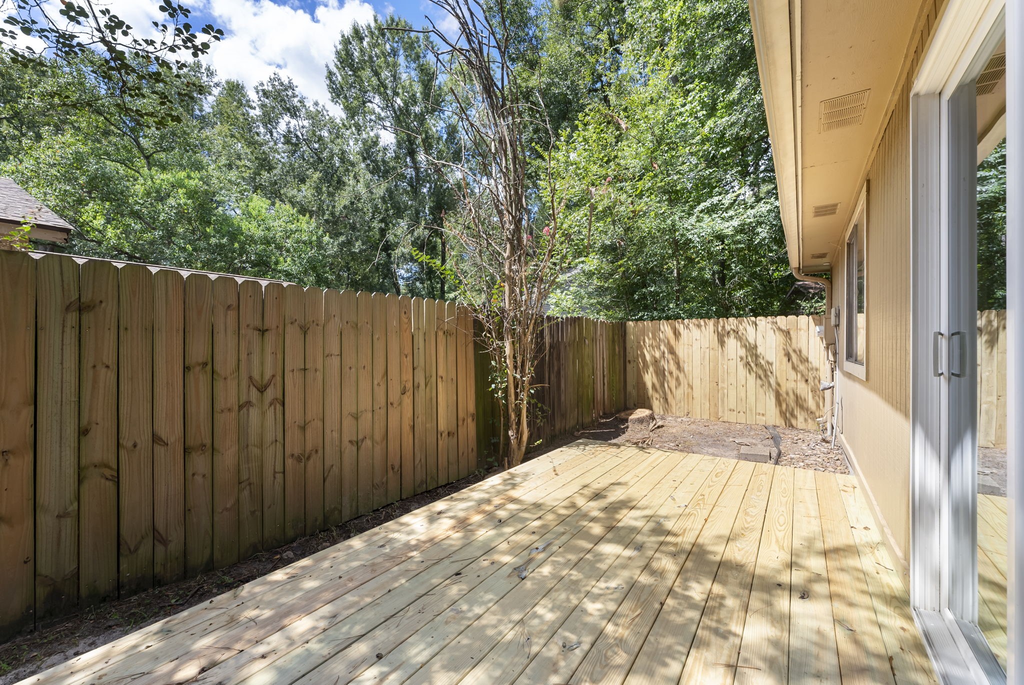 1010 E Red Cedar Circle Property Photo 23