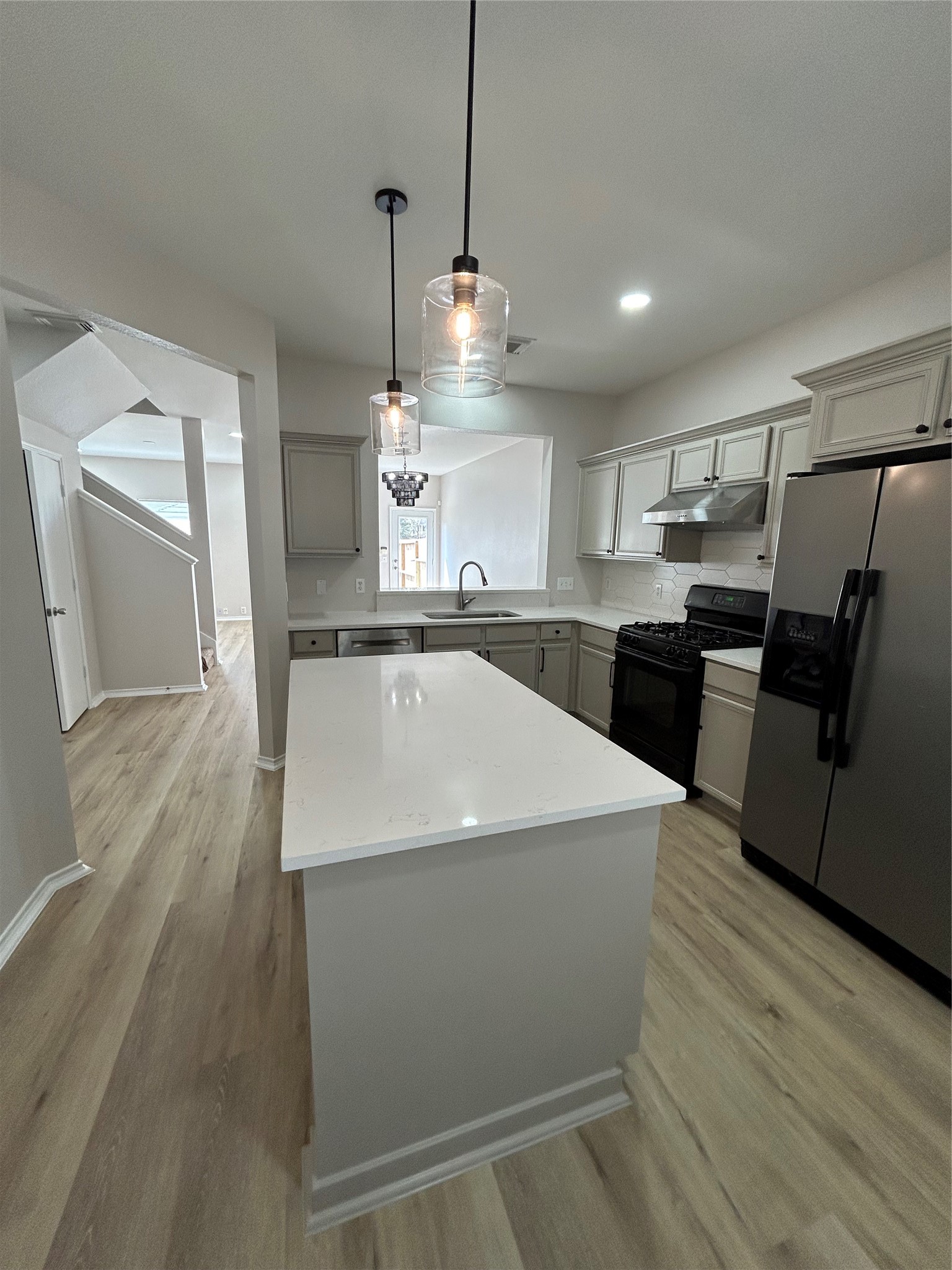 16851 Pine Castle Drive Property Photo 9