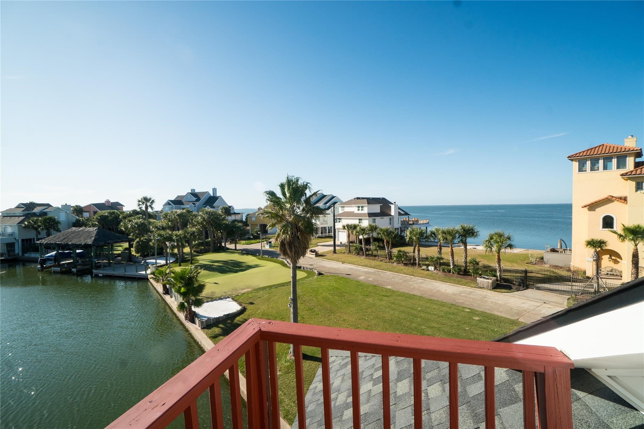 16619 Bayfront Drive Property Photo 21