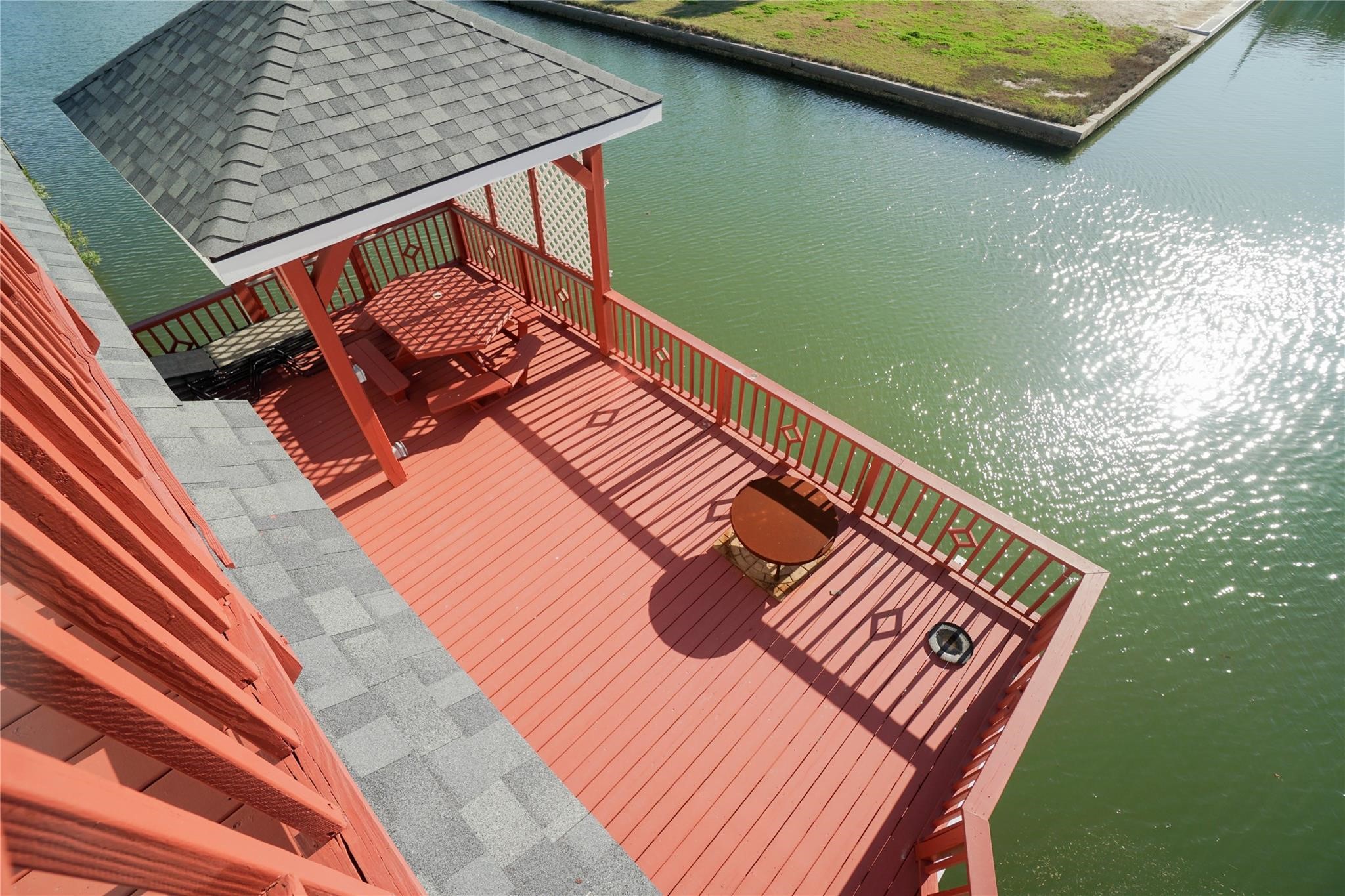 16619 Bayfront Drive Property Photo 22