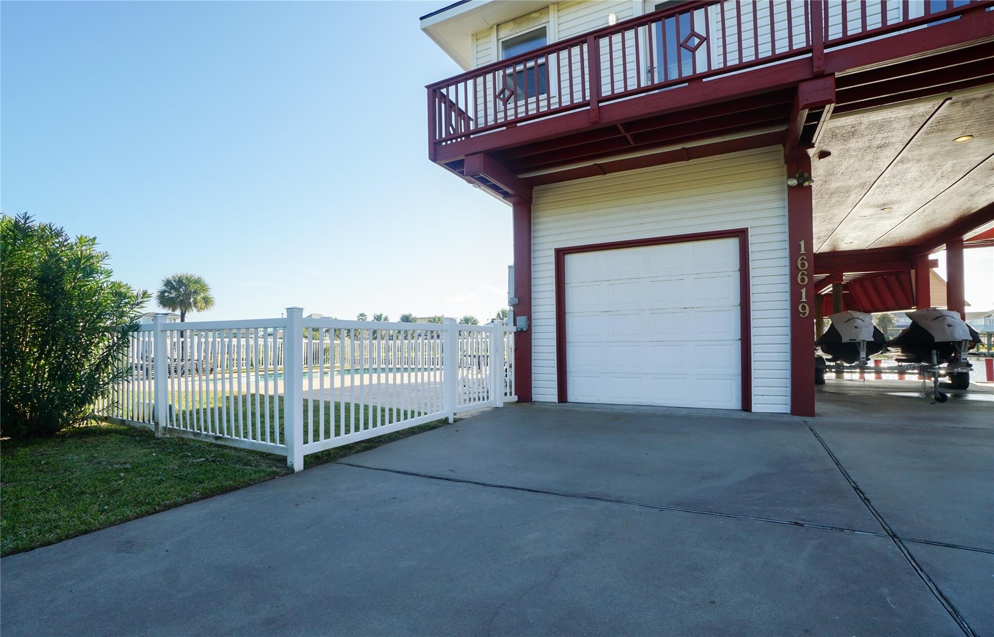 16619 Bayfront Drive Property Photo 25