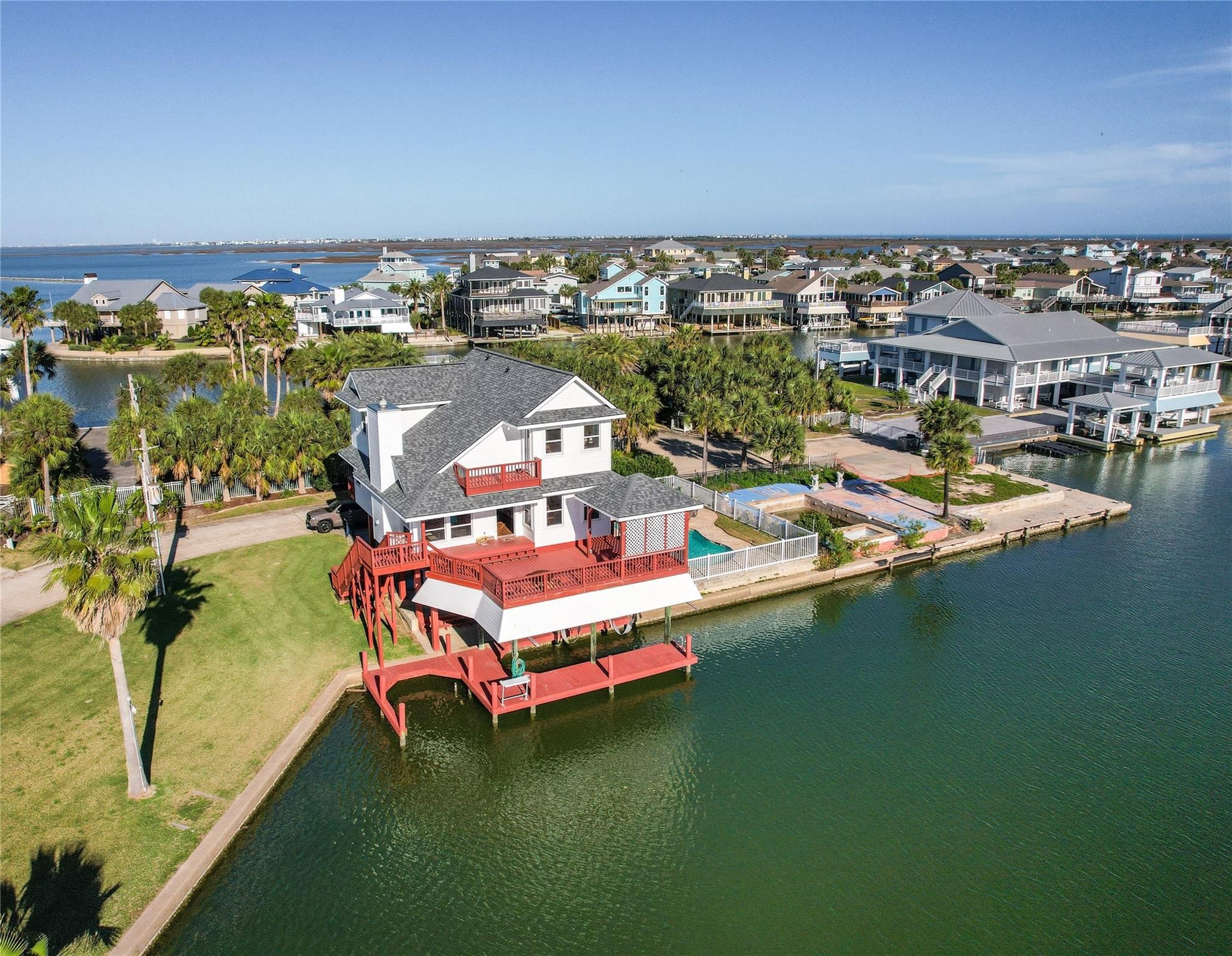 16619 Bayfront Drive Property Photo 30