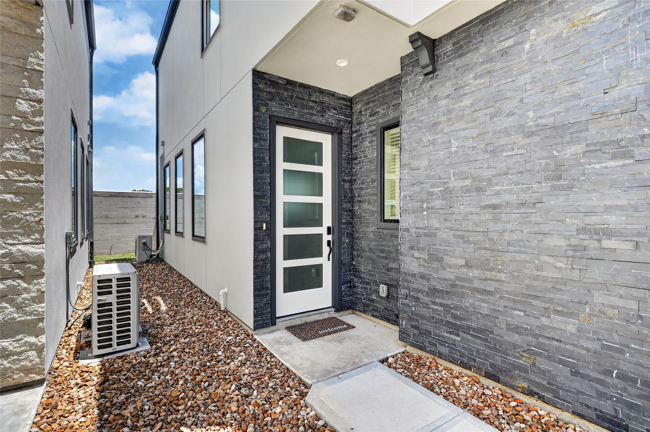 2909 El Fenice Lane Property Photo 4