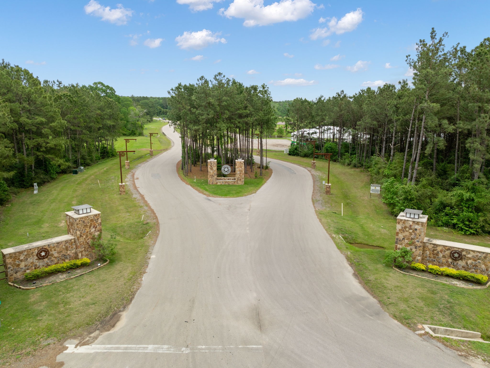 15396 Forest Grove Drive Property Photo 28