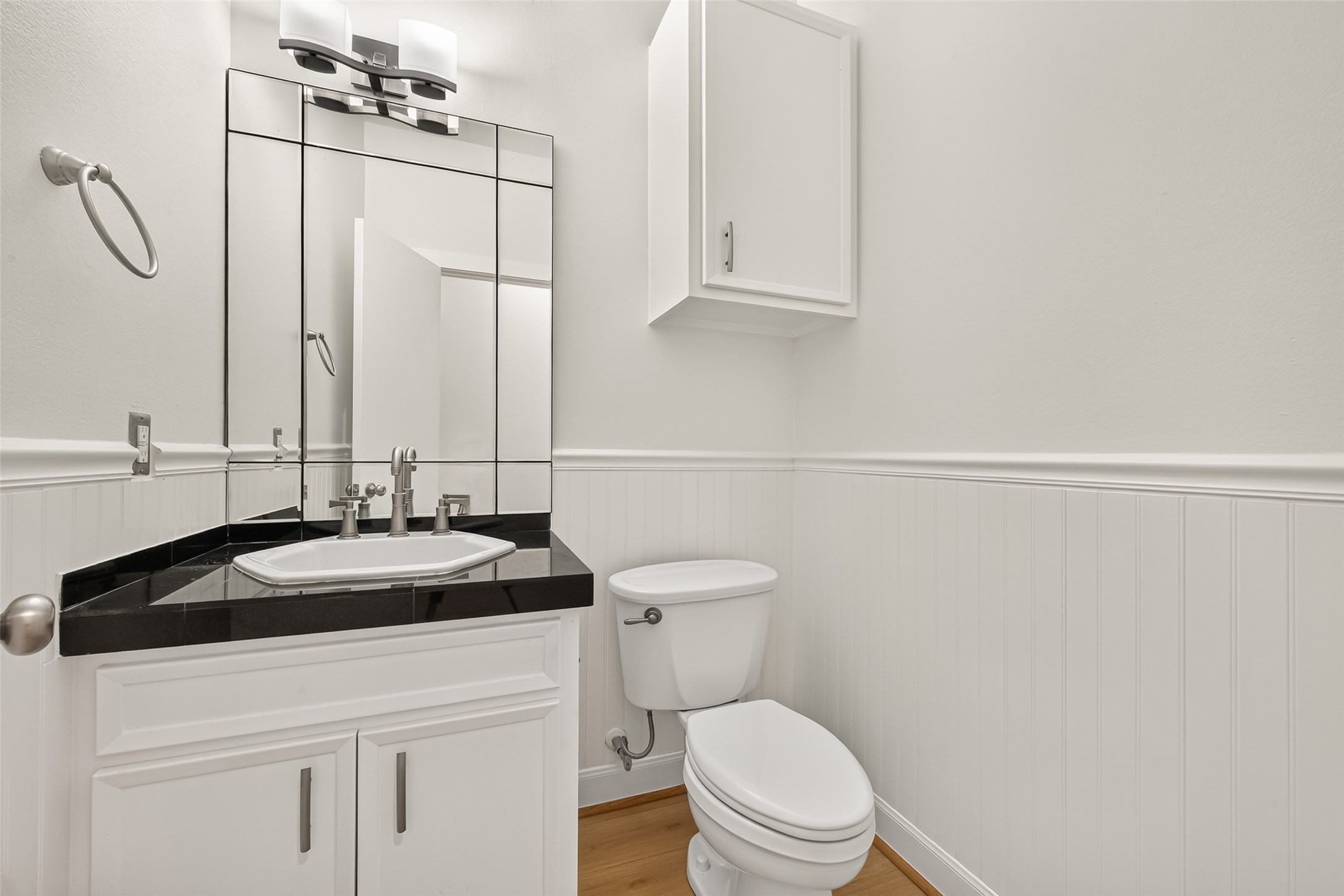 9817 Marlink Property Photo 21
