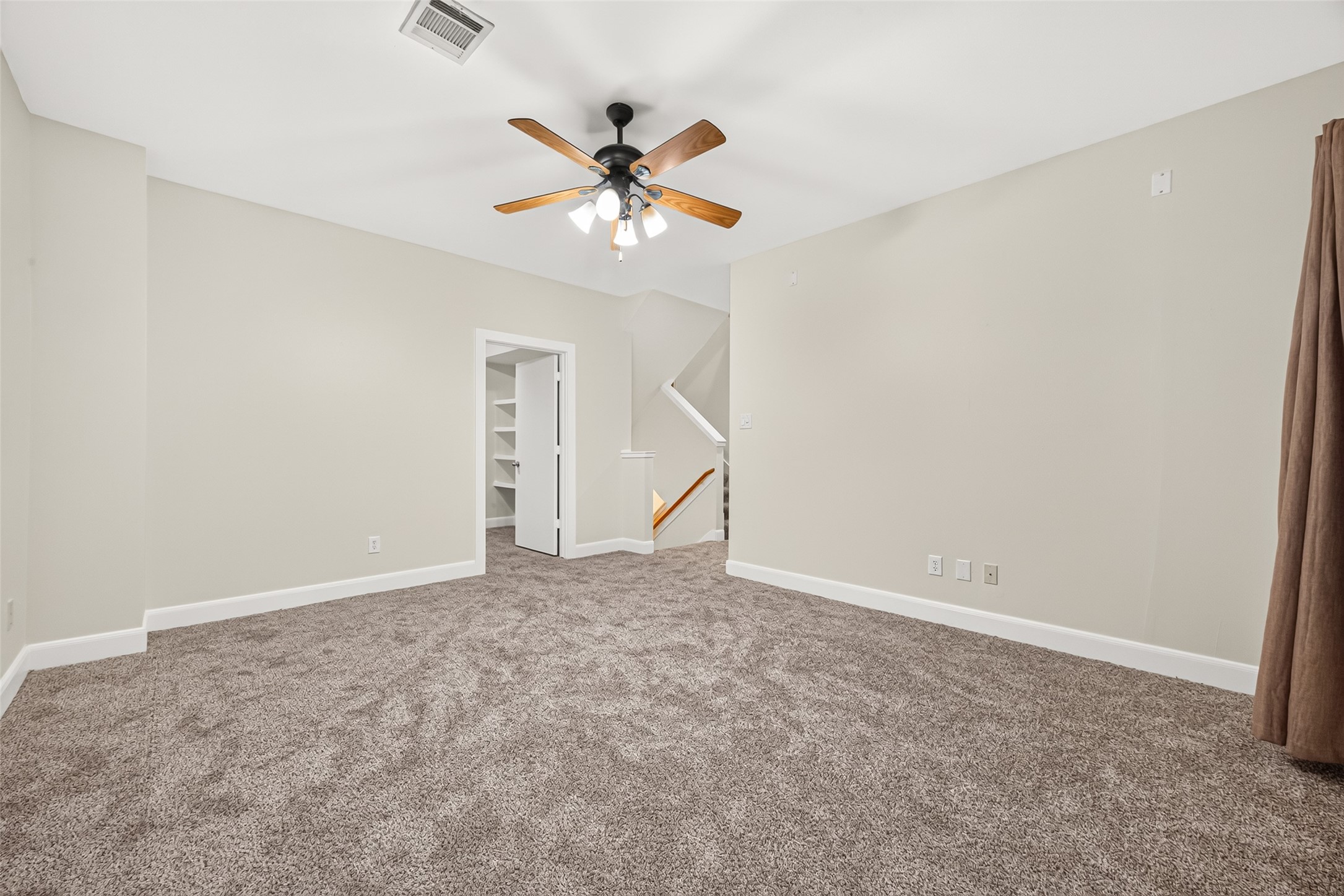 9817 Marlink Property Photo 24