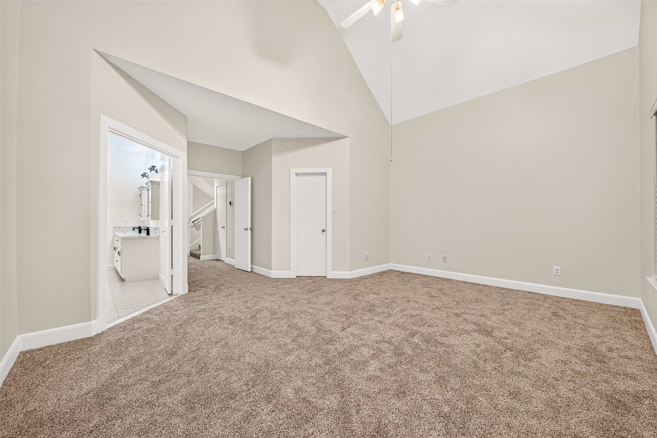 9817 Marlink Property Photo 31
