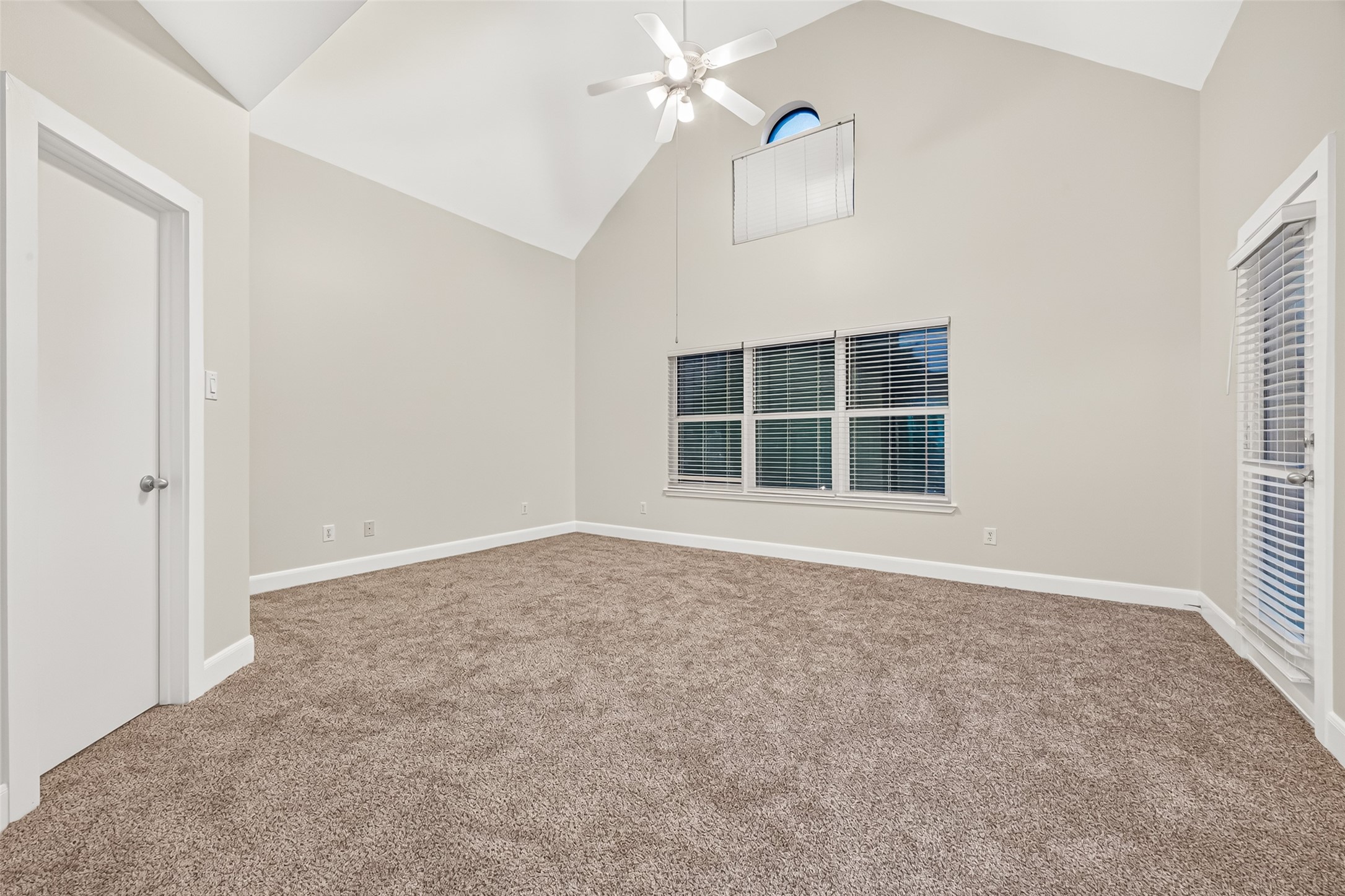 9817 Marlink Property Photo 32