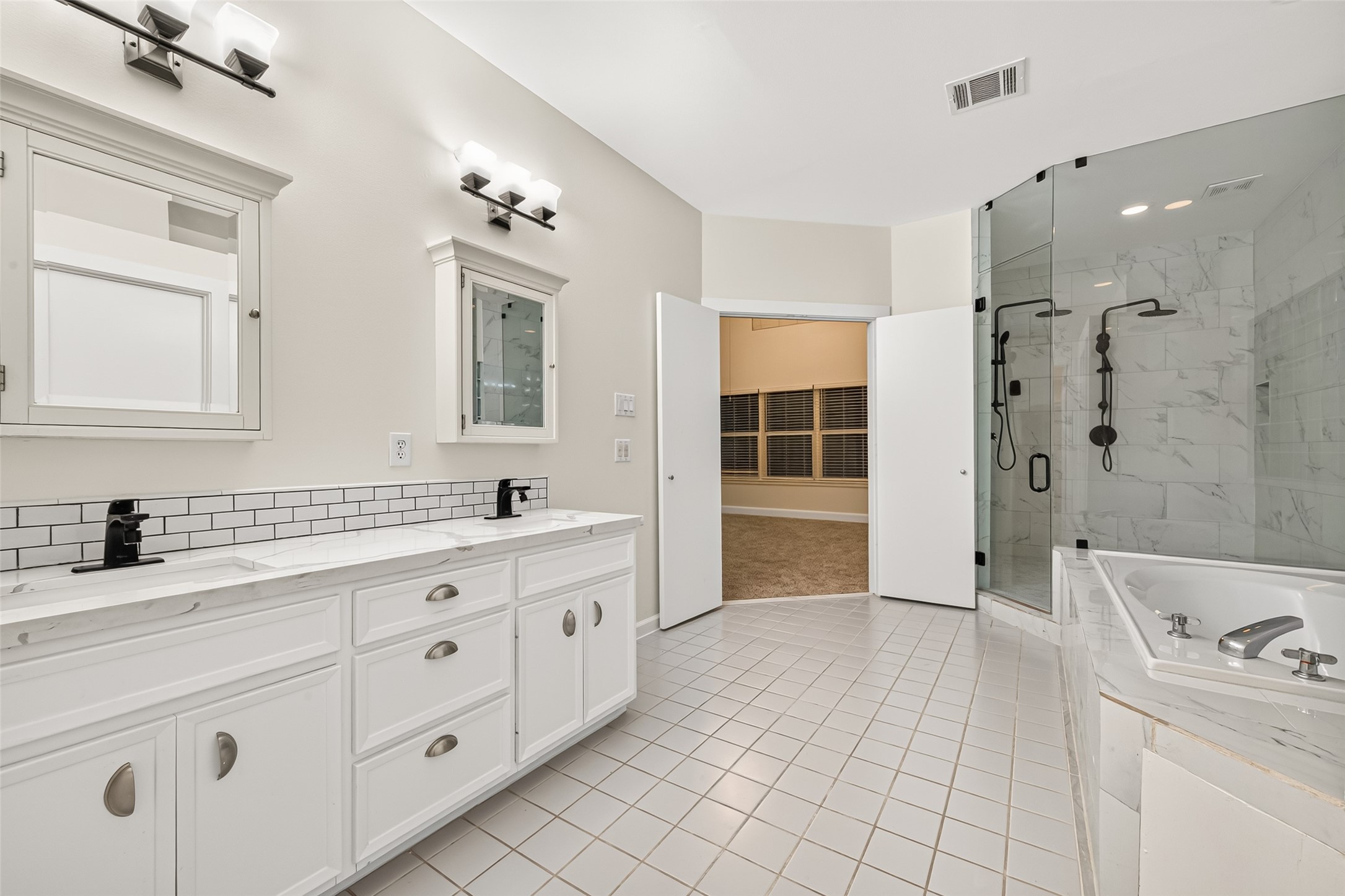 9817 Marlink Property Photo 36