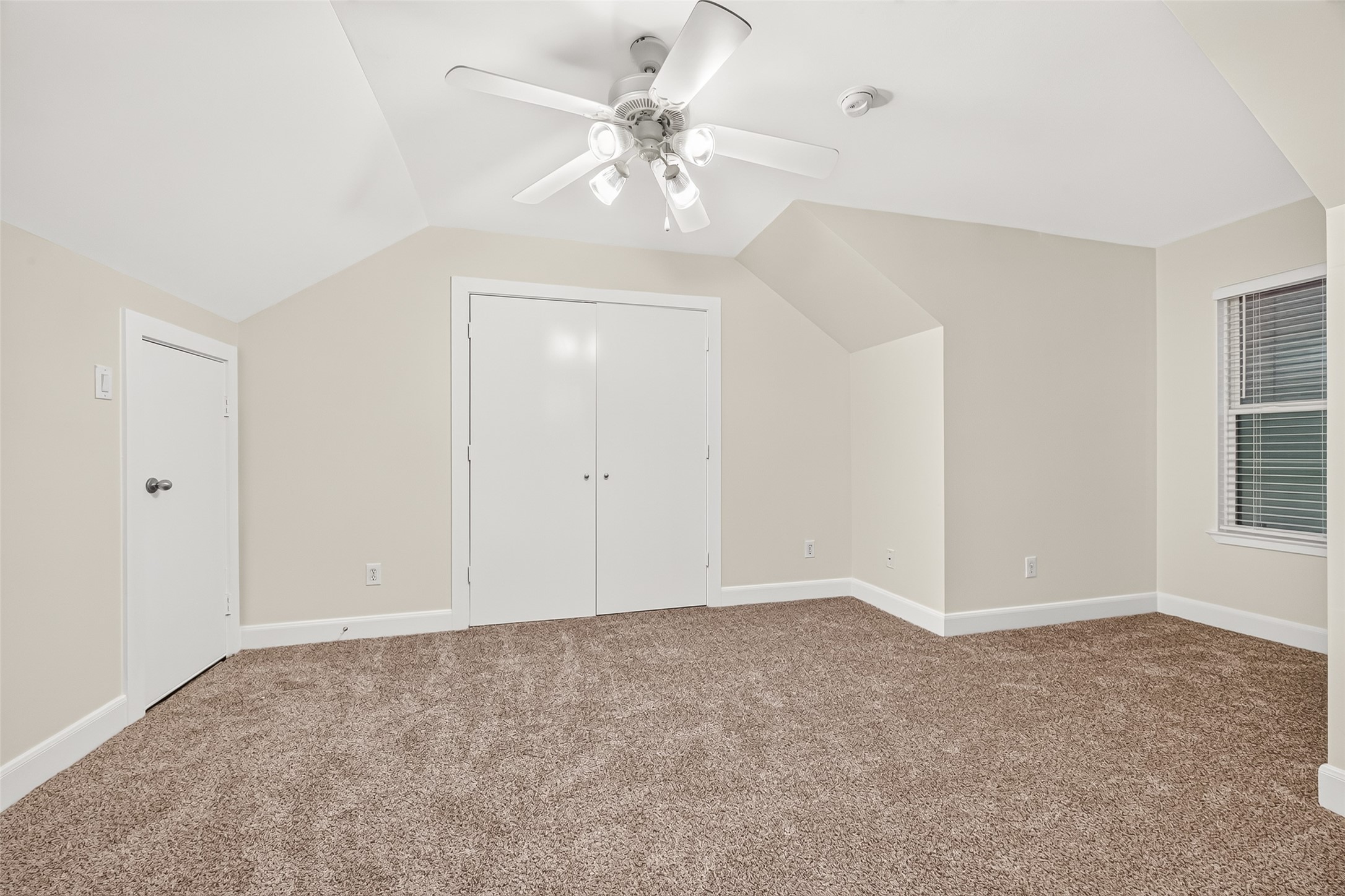 9817 Marlink Property Photo 45