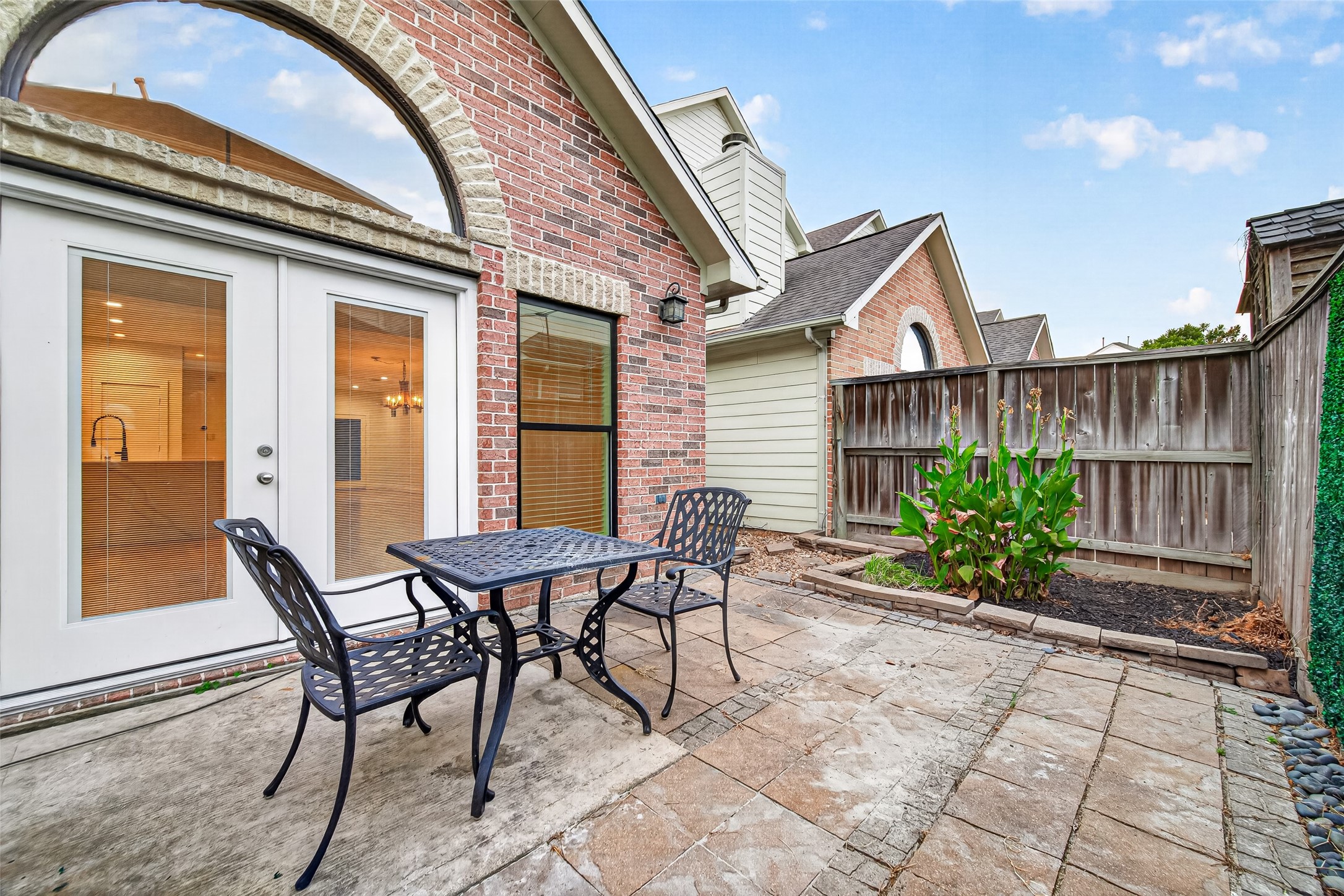 9817 Marlink Property Photo 48