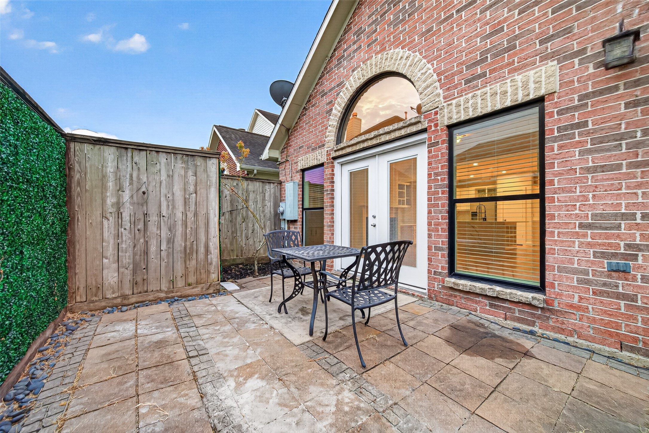 9817 Marlink Property Photo 49