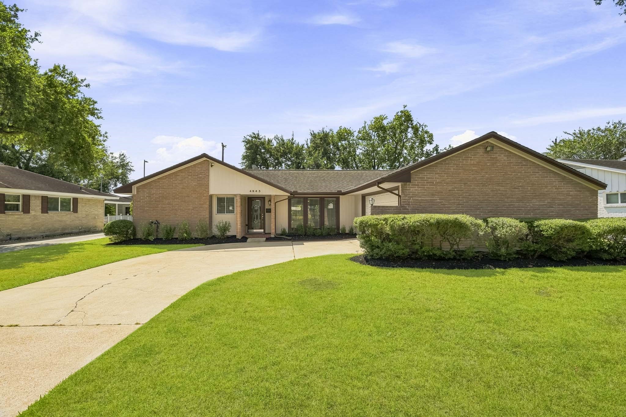 4943 Cheena Drive Property Photo 1