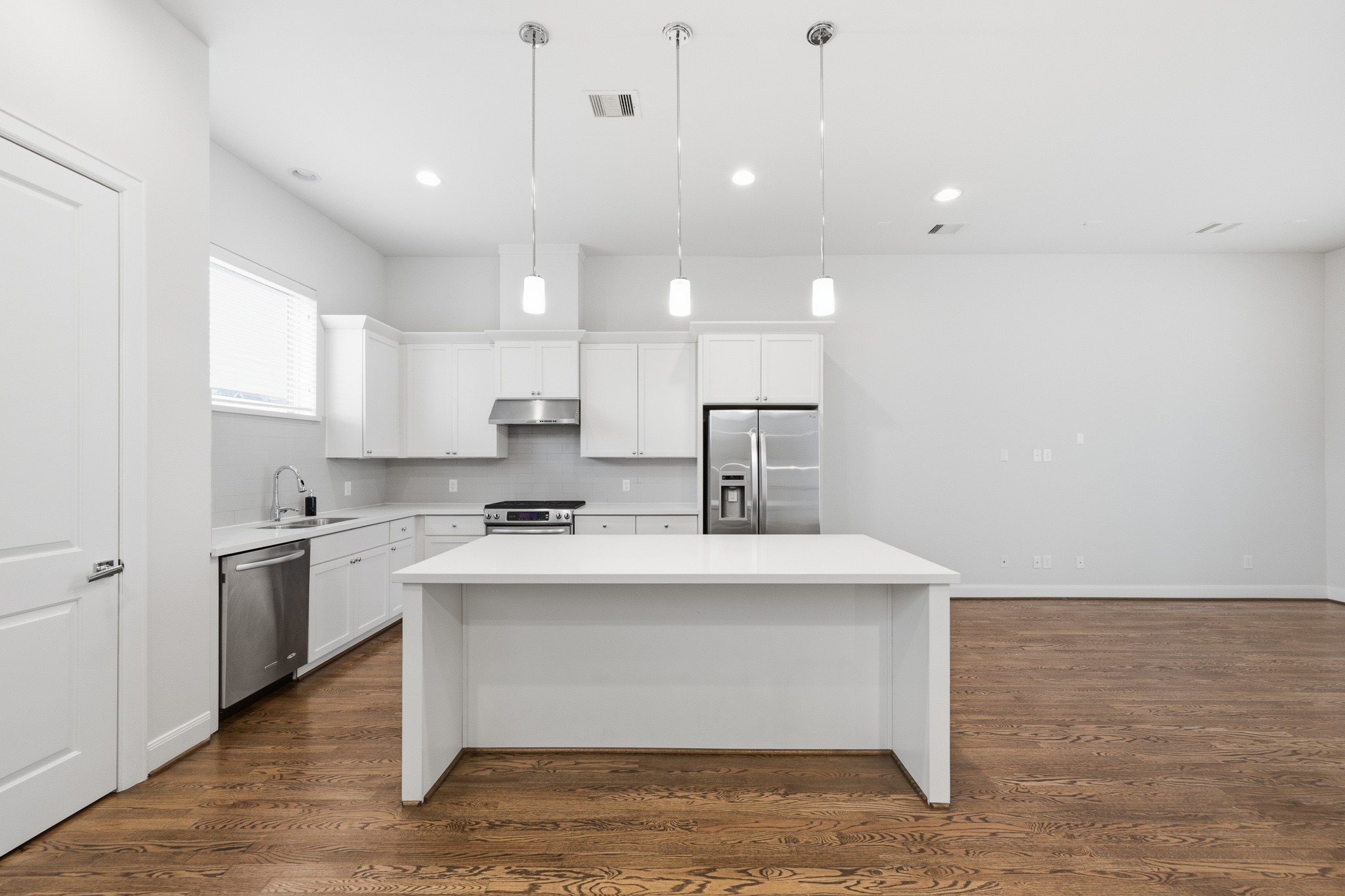1225 Bonner Street Property Photo 13