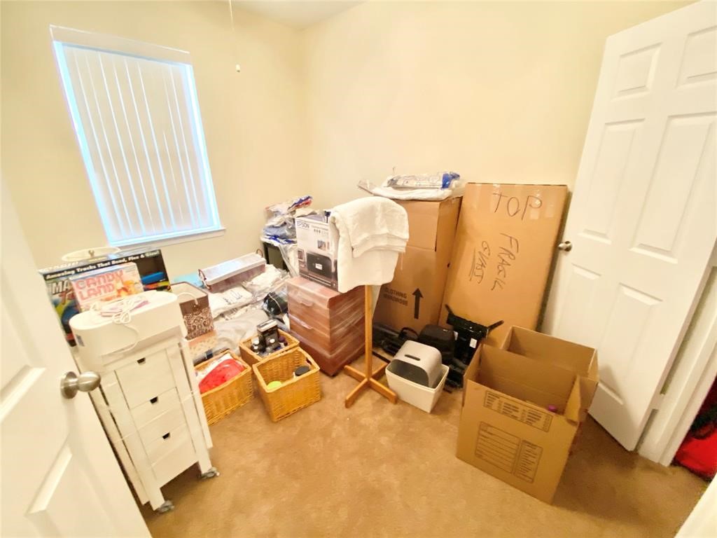 17518 Stamford Oaks Drive Property Photo 32