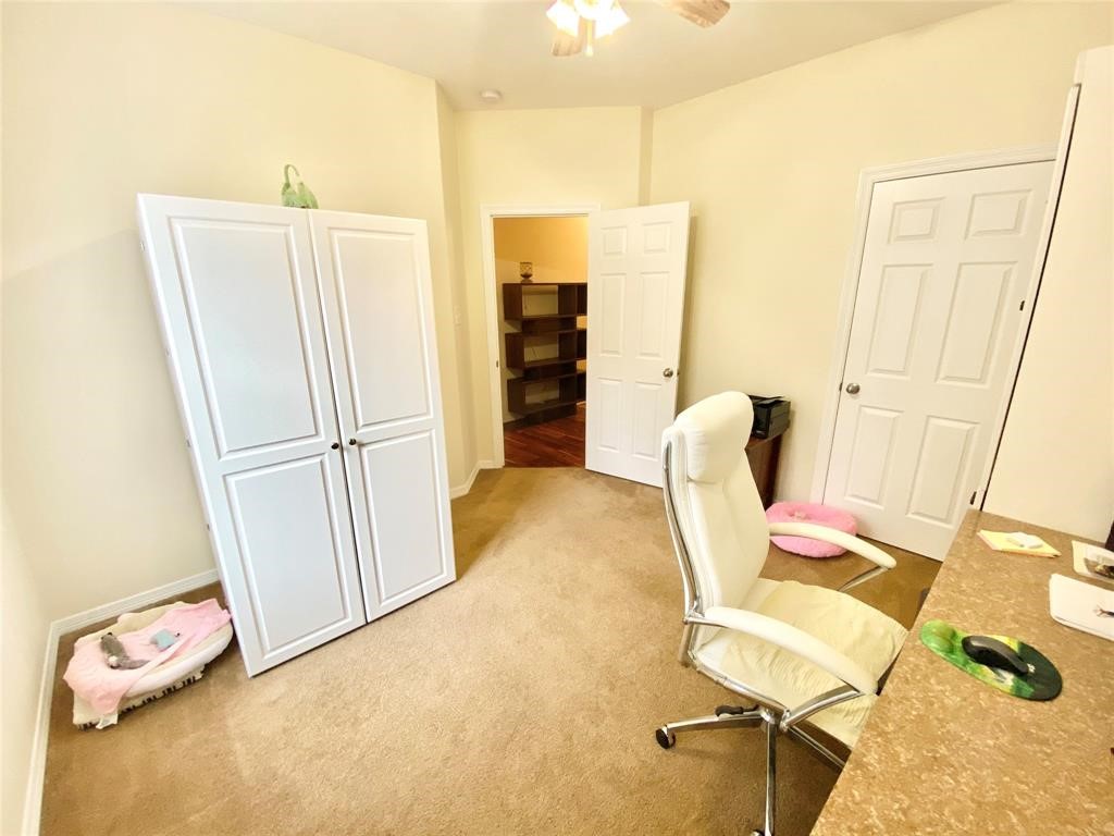 17518 Stamford Oaks Drive Property Photo 34