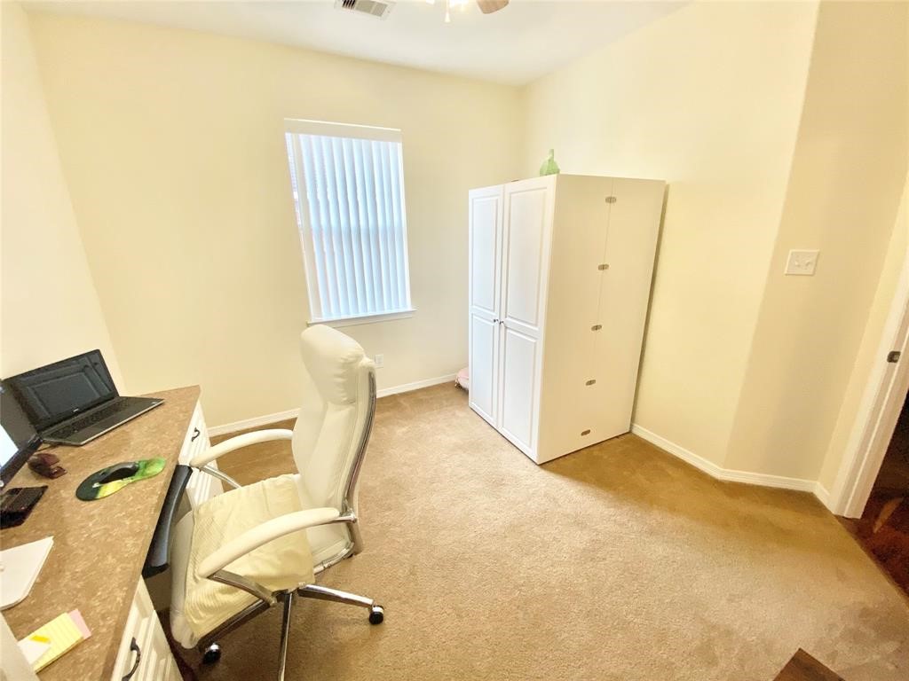 17518 Stamford Oaks Drive Property Photo 35