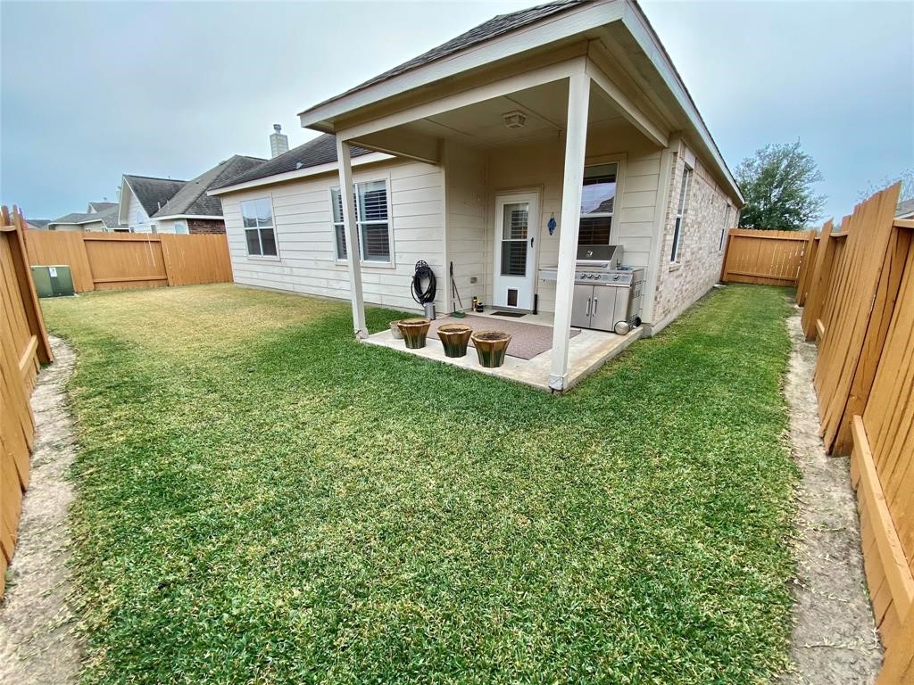 17518 Stamford Oaks Drive Property Photo 38