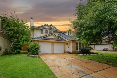 3207 Ashford Park Property Photo 1