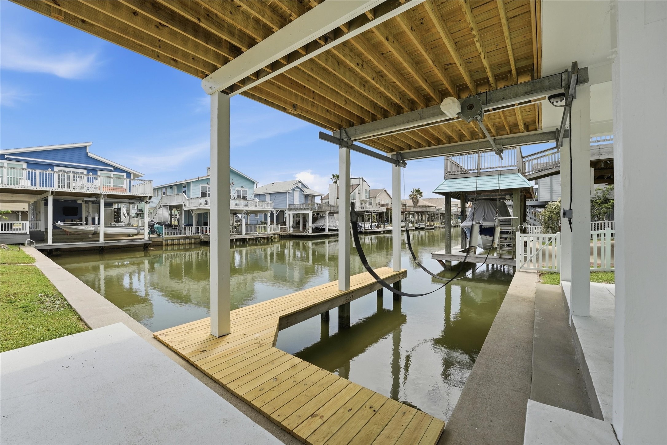 22101 Pecos Drive Property Photo 4