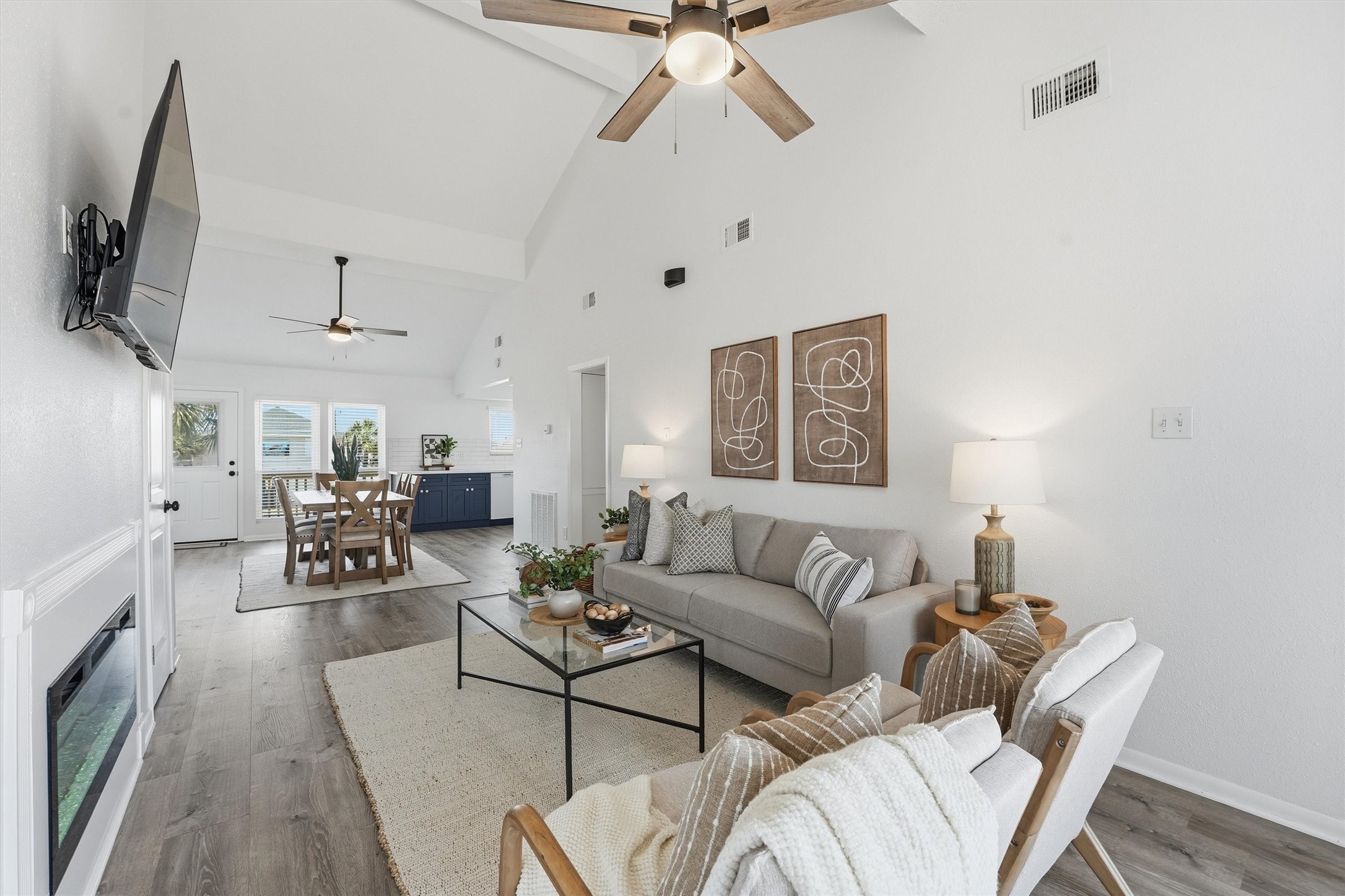 22101 Pecos Drive Property Photo 8
