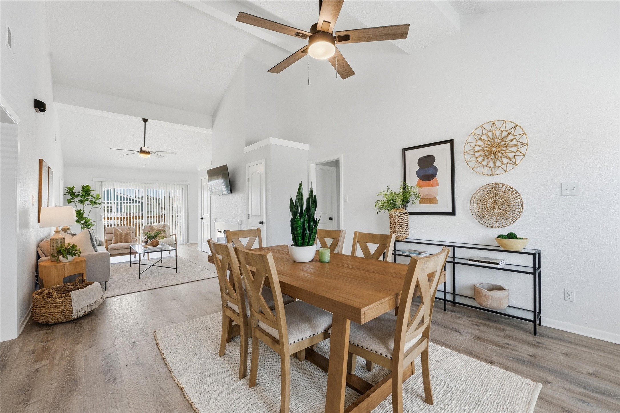22101 Pecos Drive Property Photo 10