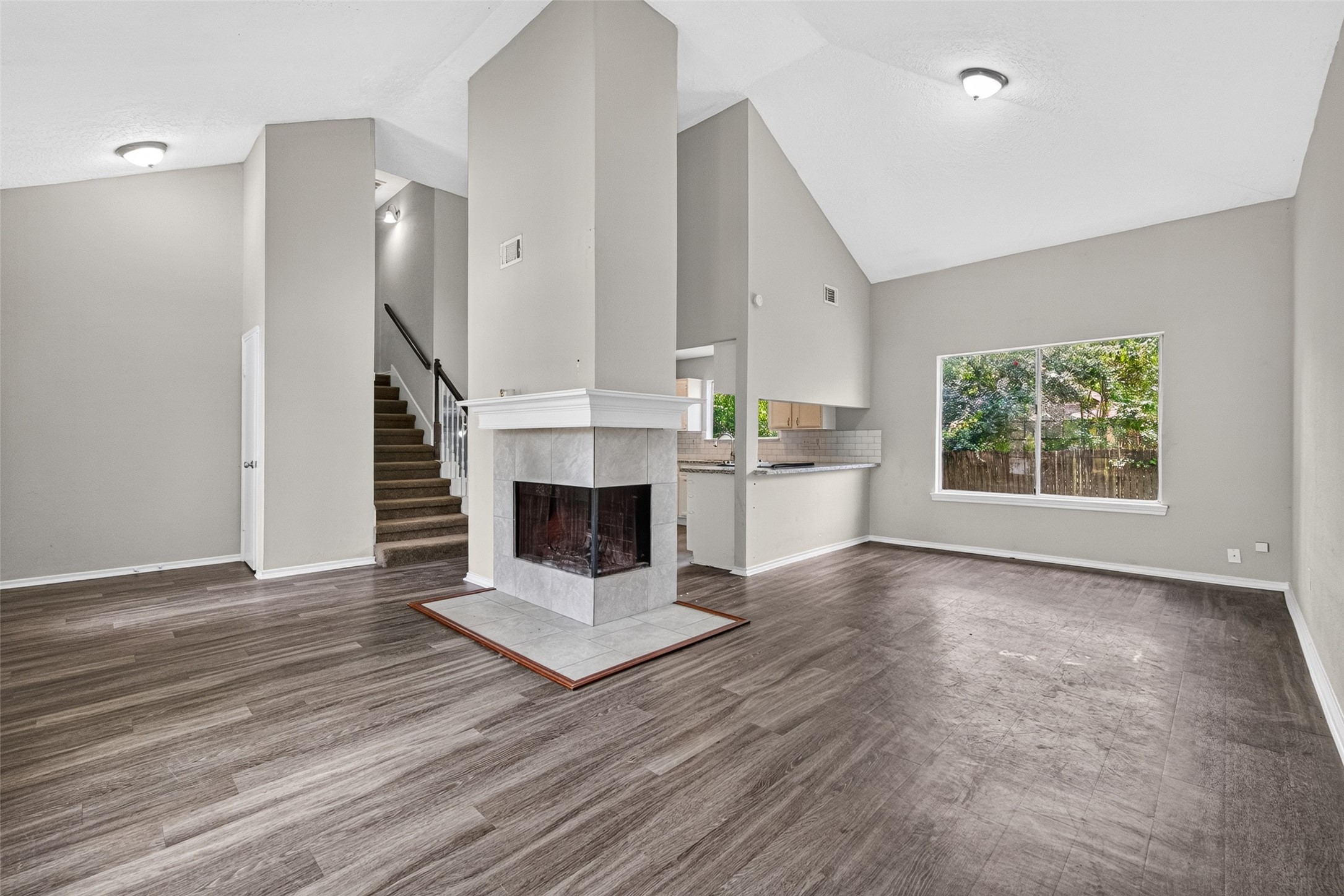 1808 Presidio Street Property Photo 3