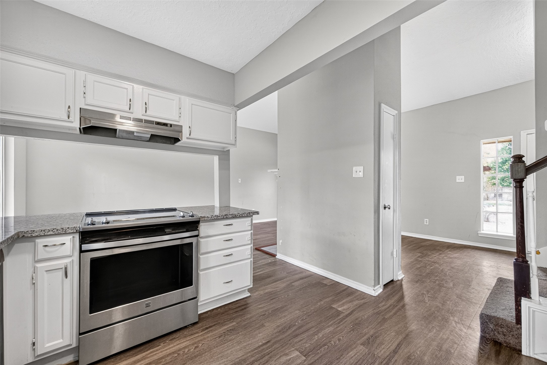 1808 Presidio Street Property Photo 12