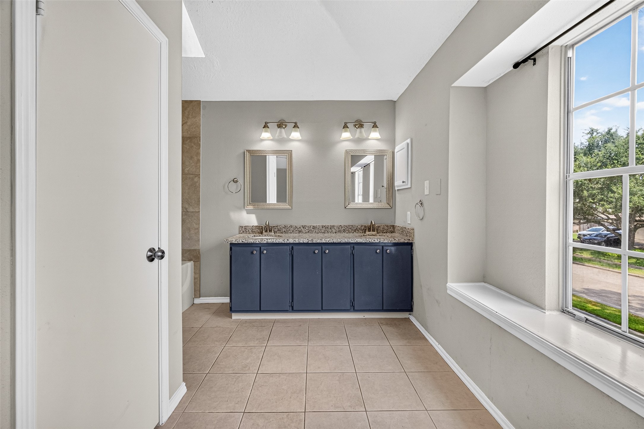 1808 Presidio Street Property Photo 16