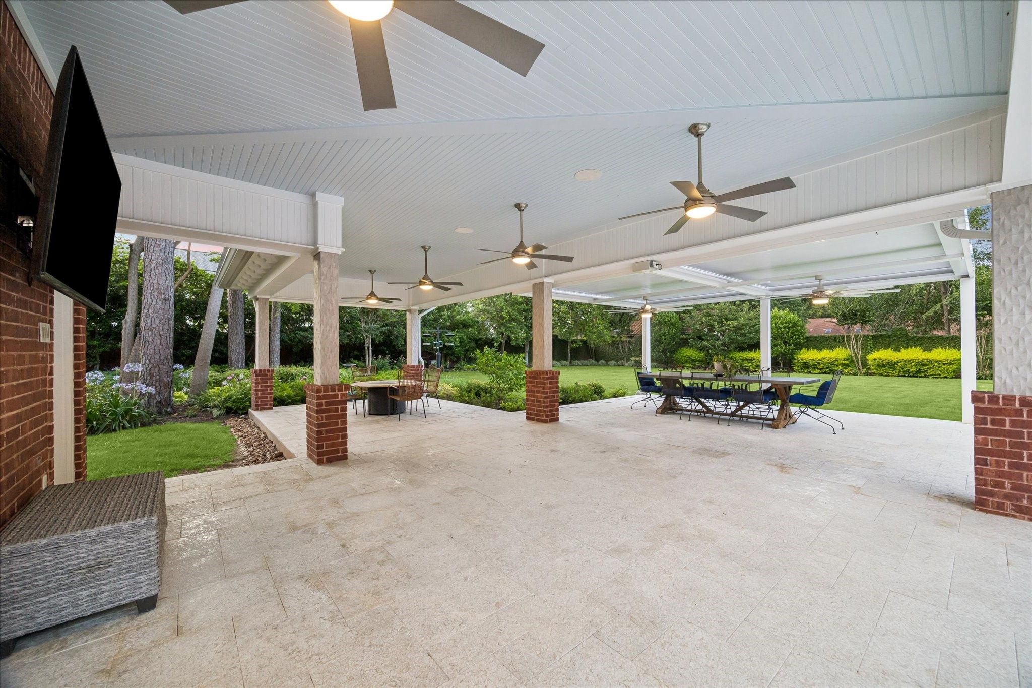 9002 Cypresswood Drive Property Photo 5