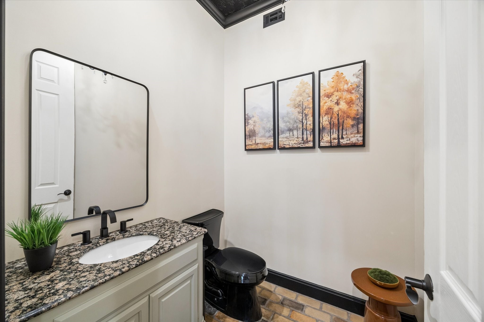 9002 Cypresswood Drive Property Photo 37