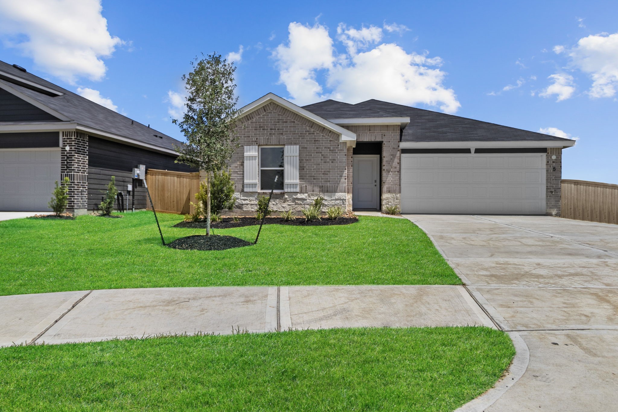 549 Wax Myrtle Way Property Photo 1
