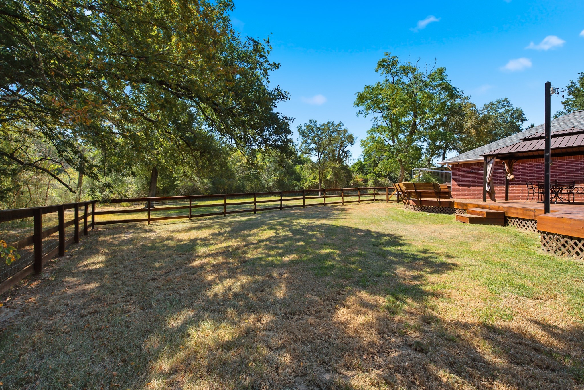 457 Shady Creek Drive Property Photo 26