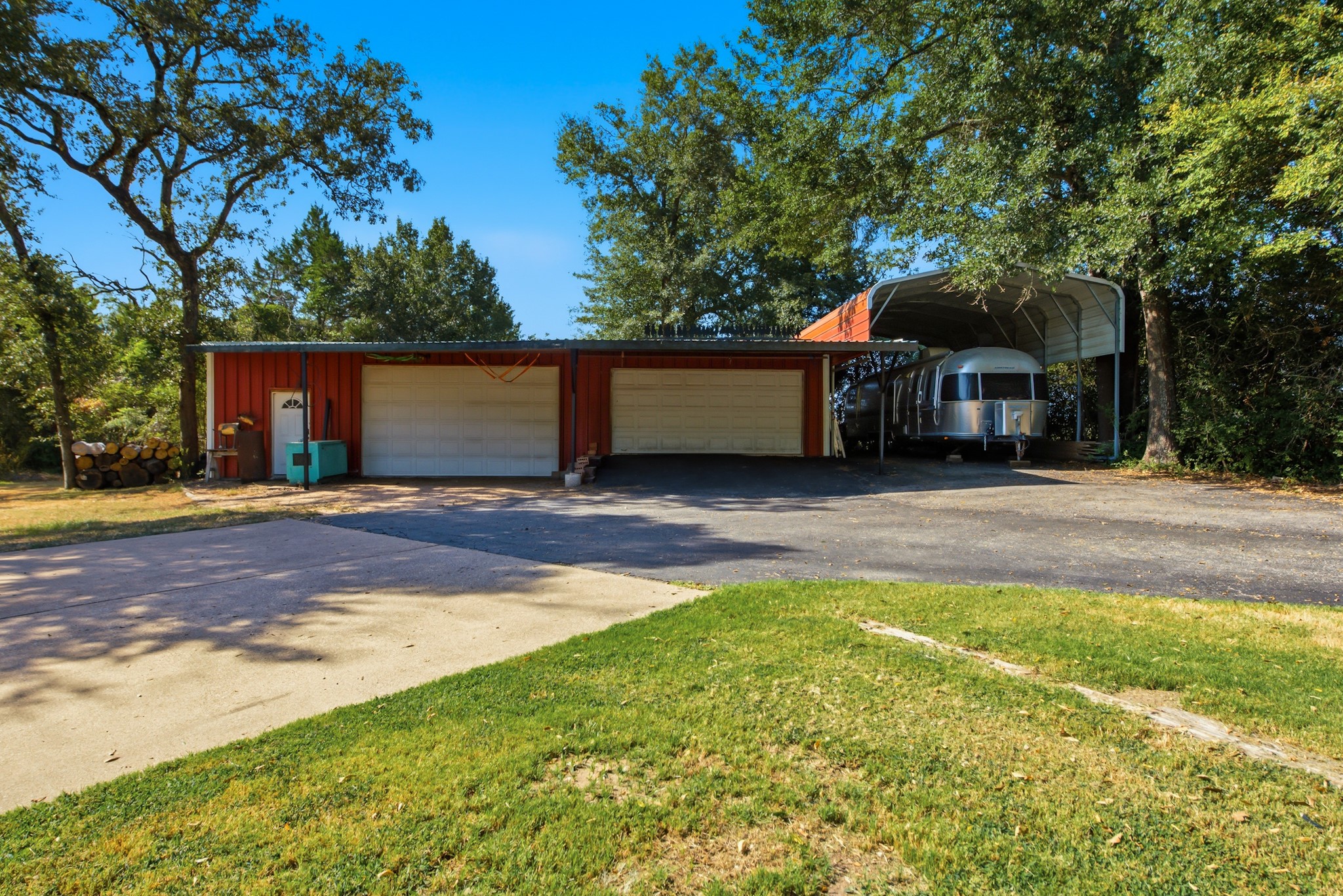 457 Shady Creek Drive Property Photo 30
