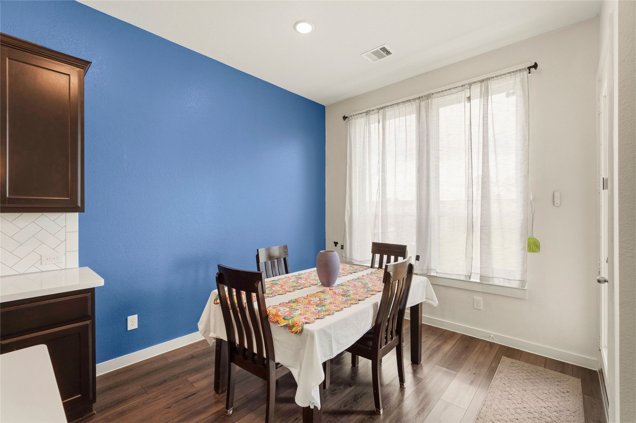 15647 Roscobie Park Drive Property Photo 11