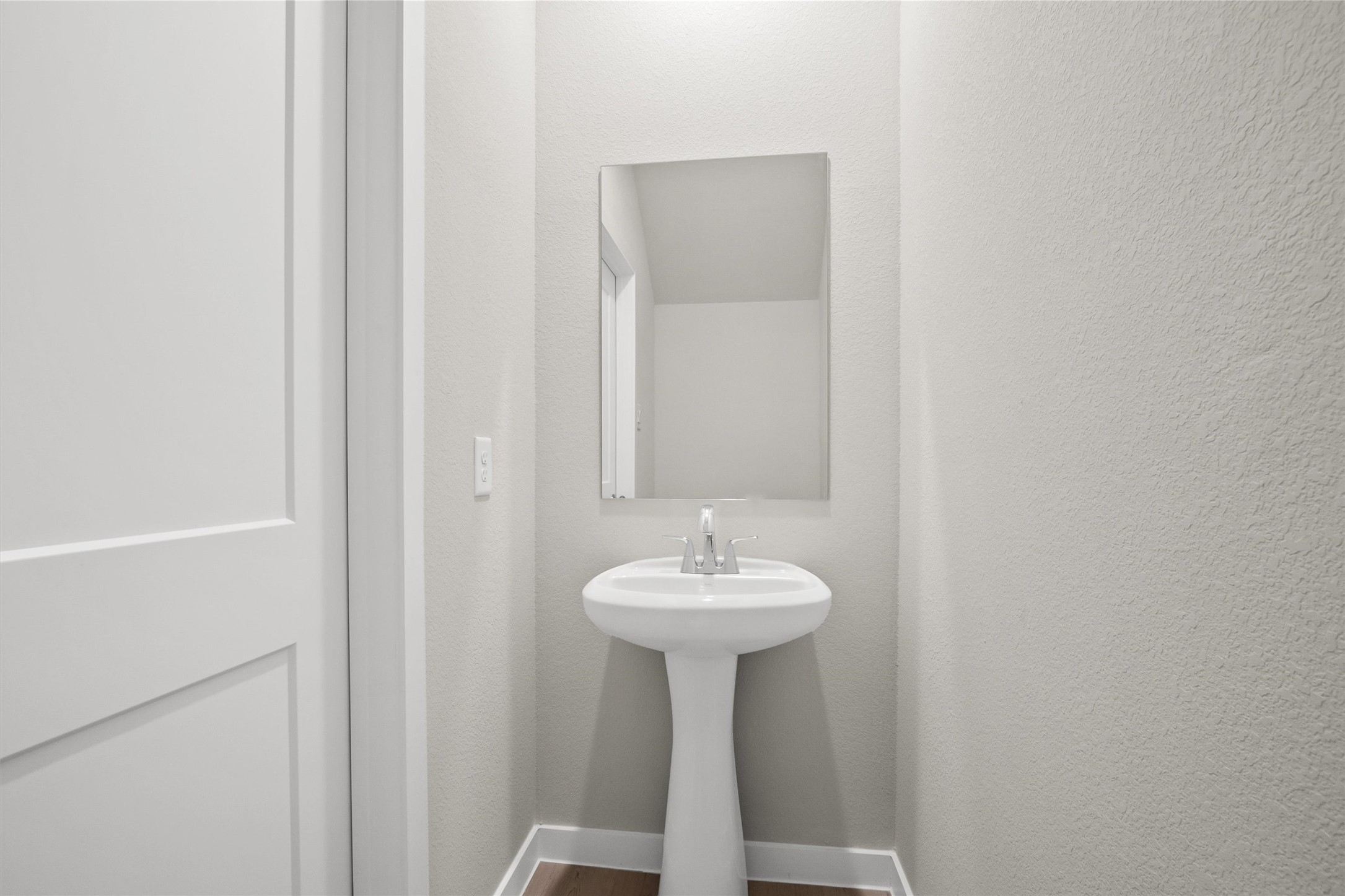 7746 Bergamot Circle Property Photo 6