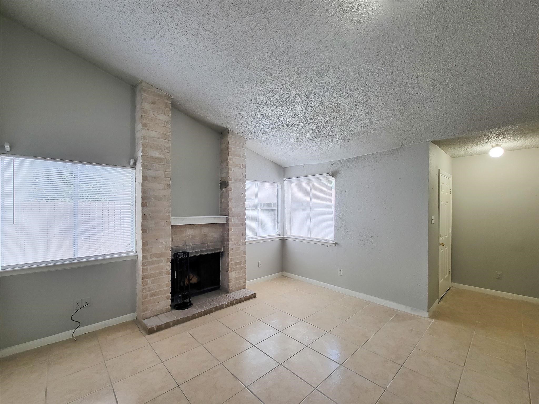17706 Glenhagen Court Property Photo 7