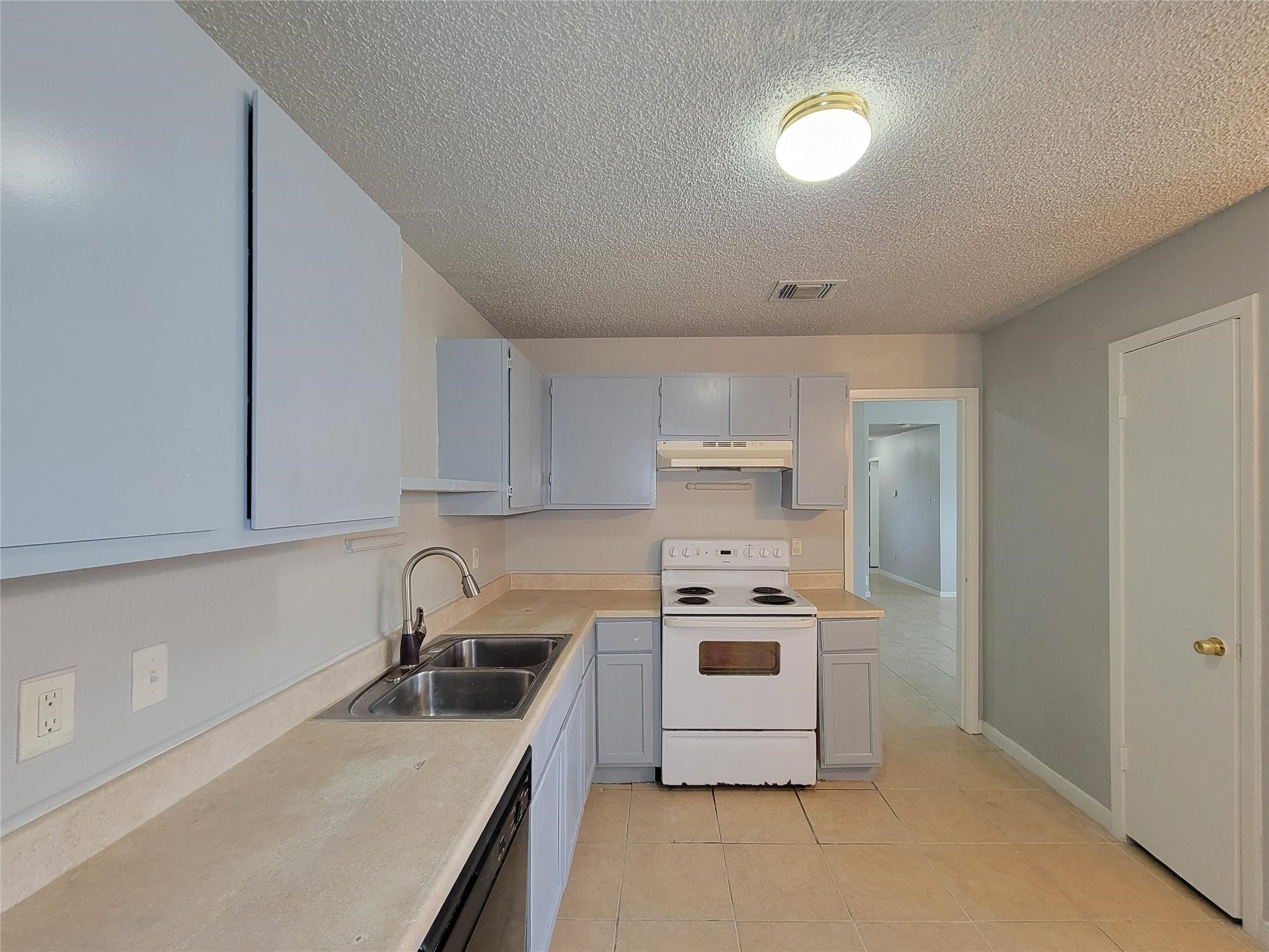17706 Glenhagen Court Property Photo 15