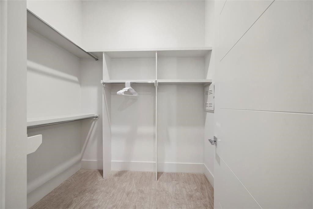 199 Waterpoint Court 405 Property Photo 16