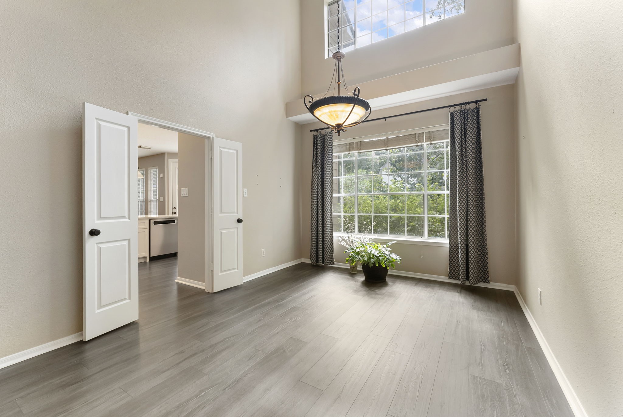 126 Wisteria Walk Circle Property Photo 13