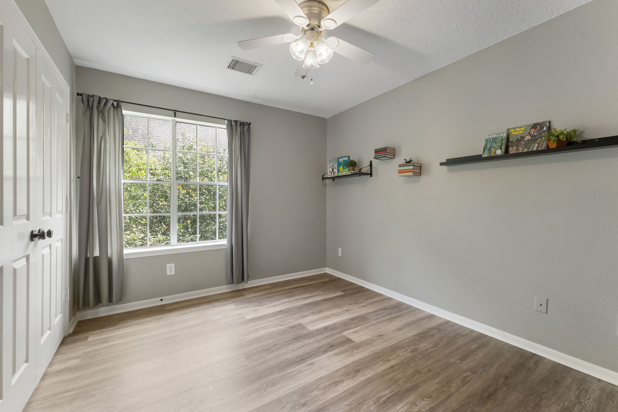 126 Wisteria Walk Circle Property Photo 39