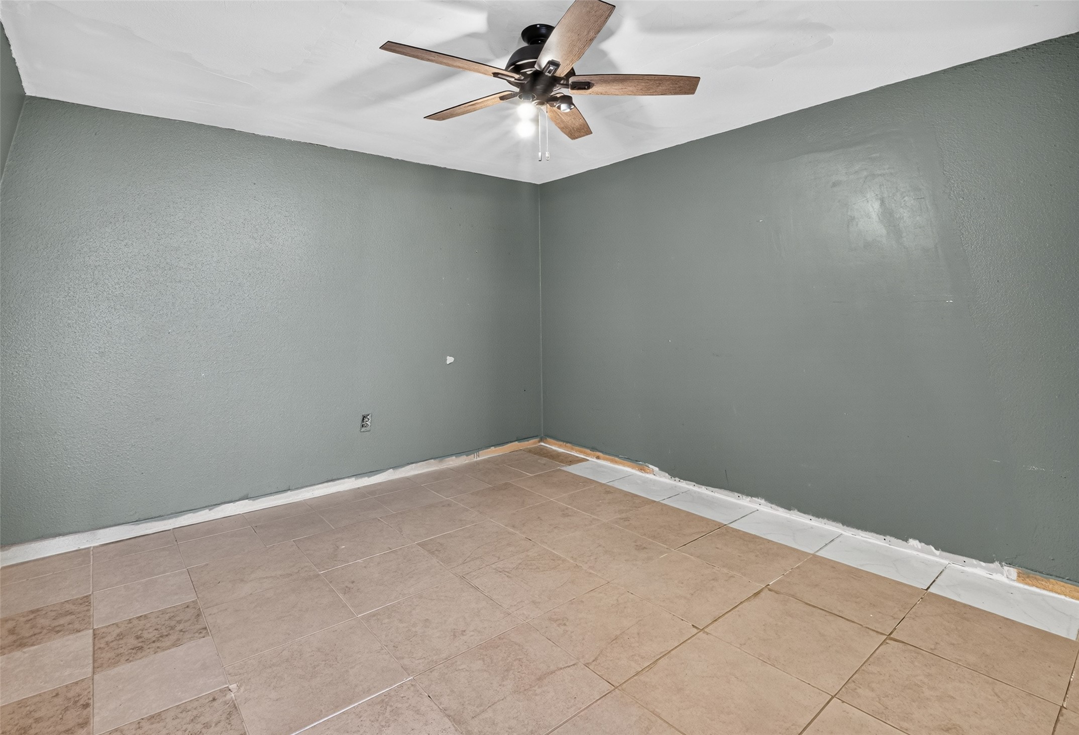 7003 Sandswept Lane Property Photo 37