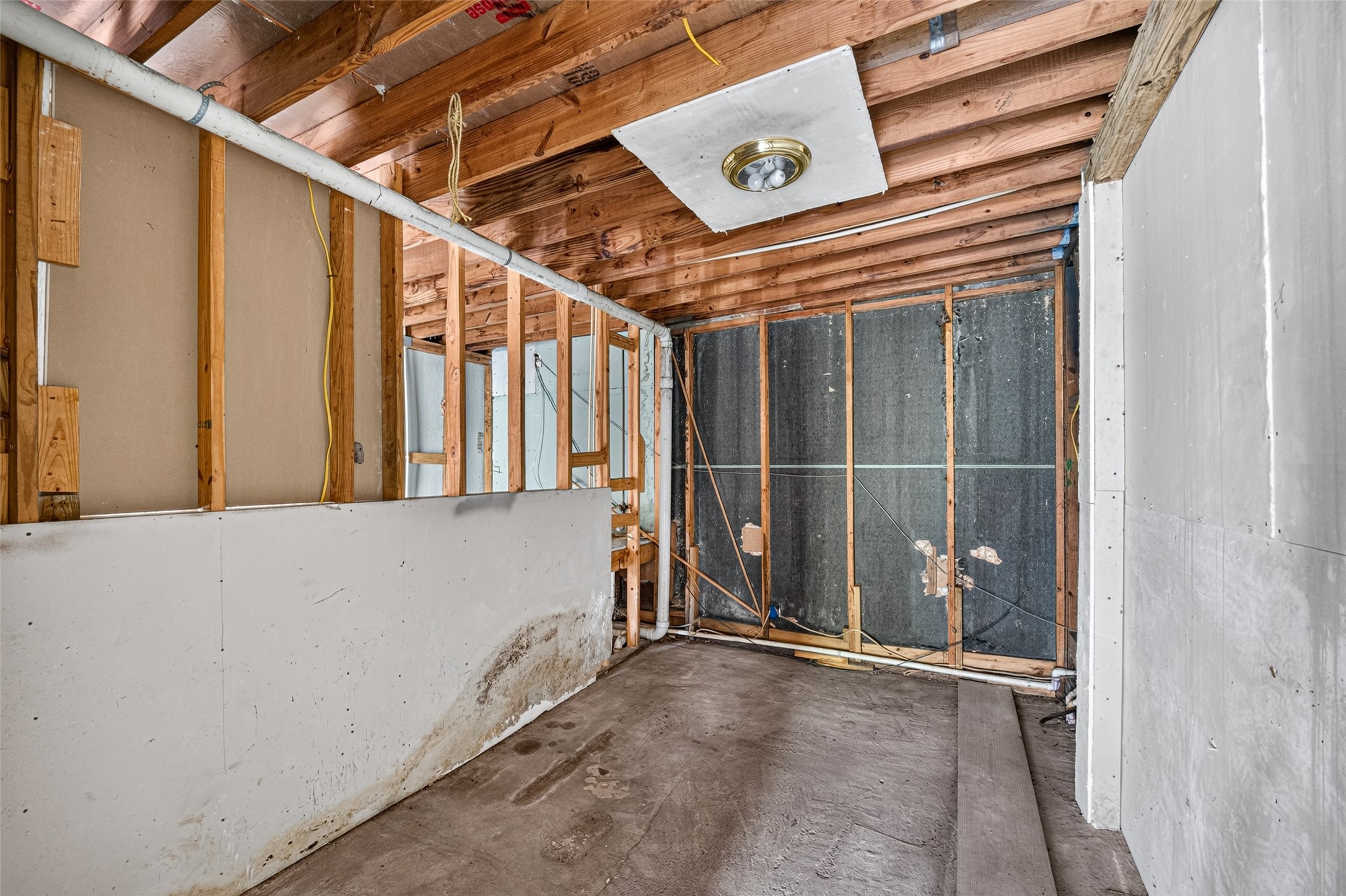 7003 Sandswept Lane Property Photo 41
