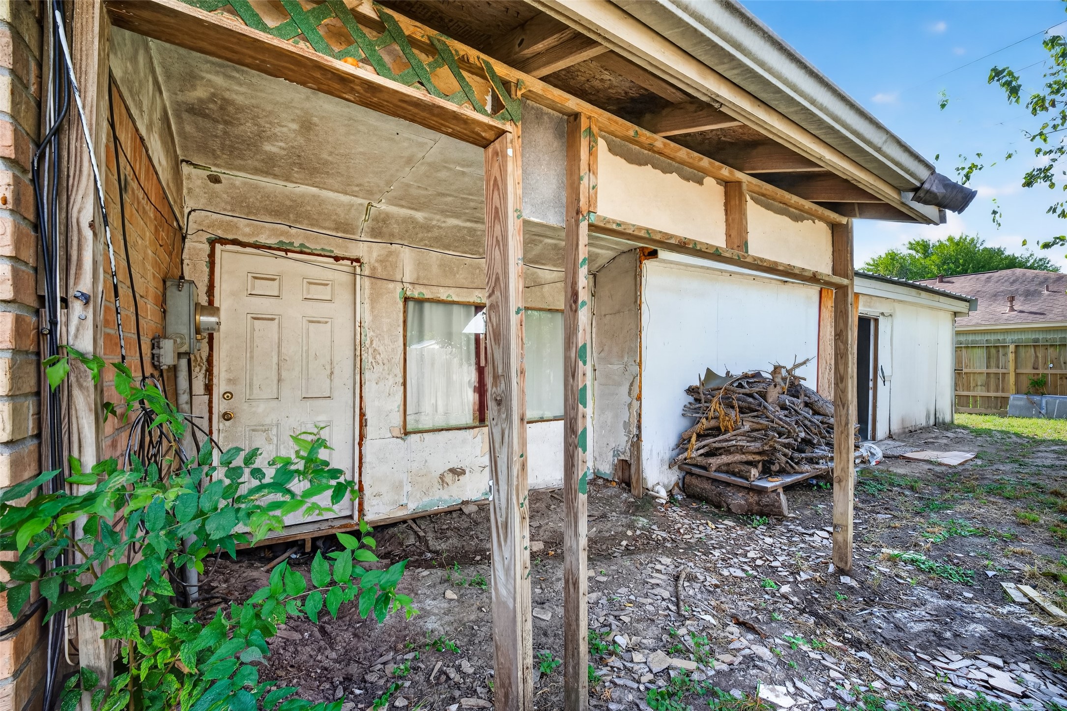 7003 Sandswept Lane Property Photo 47