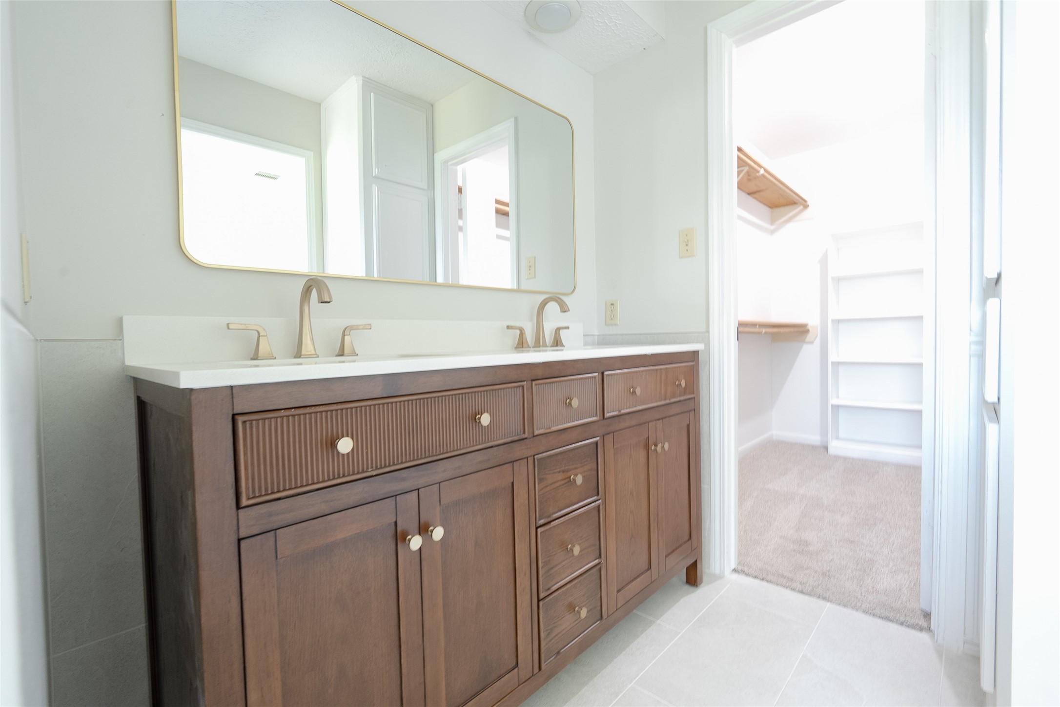 15931 Boulder Oaks Drive Property Photo 7