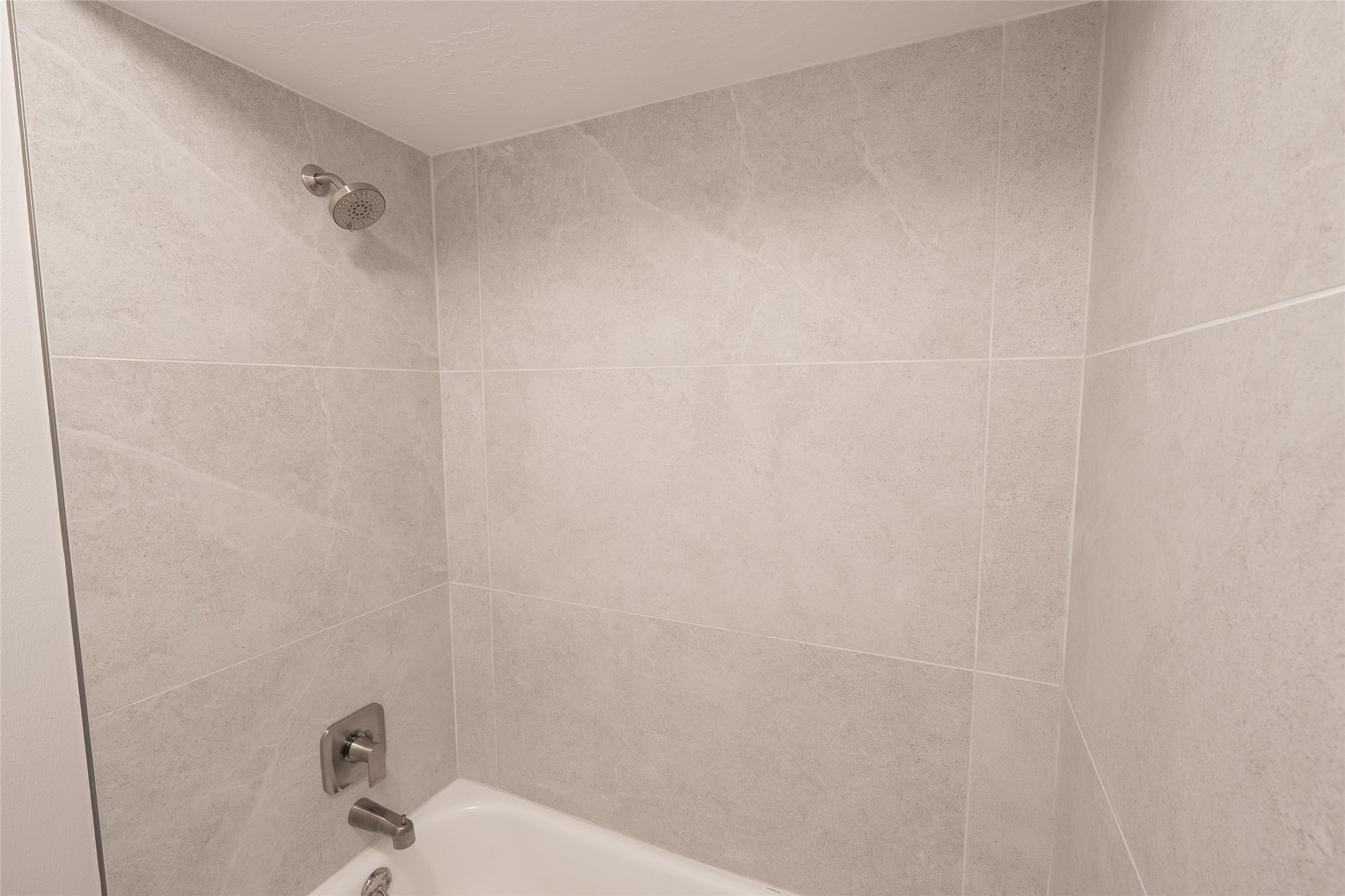 15931 Boulder Oaks Drive Property Photo 14
