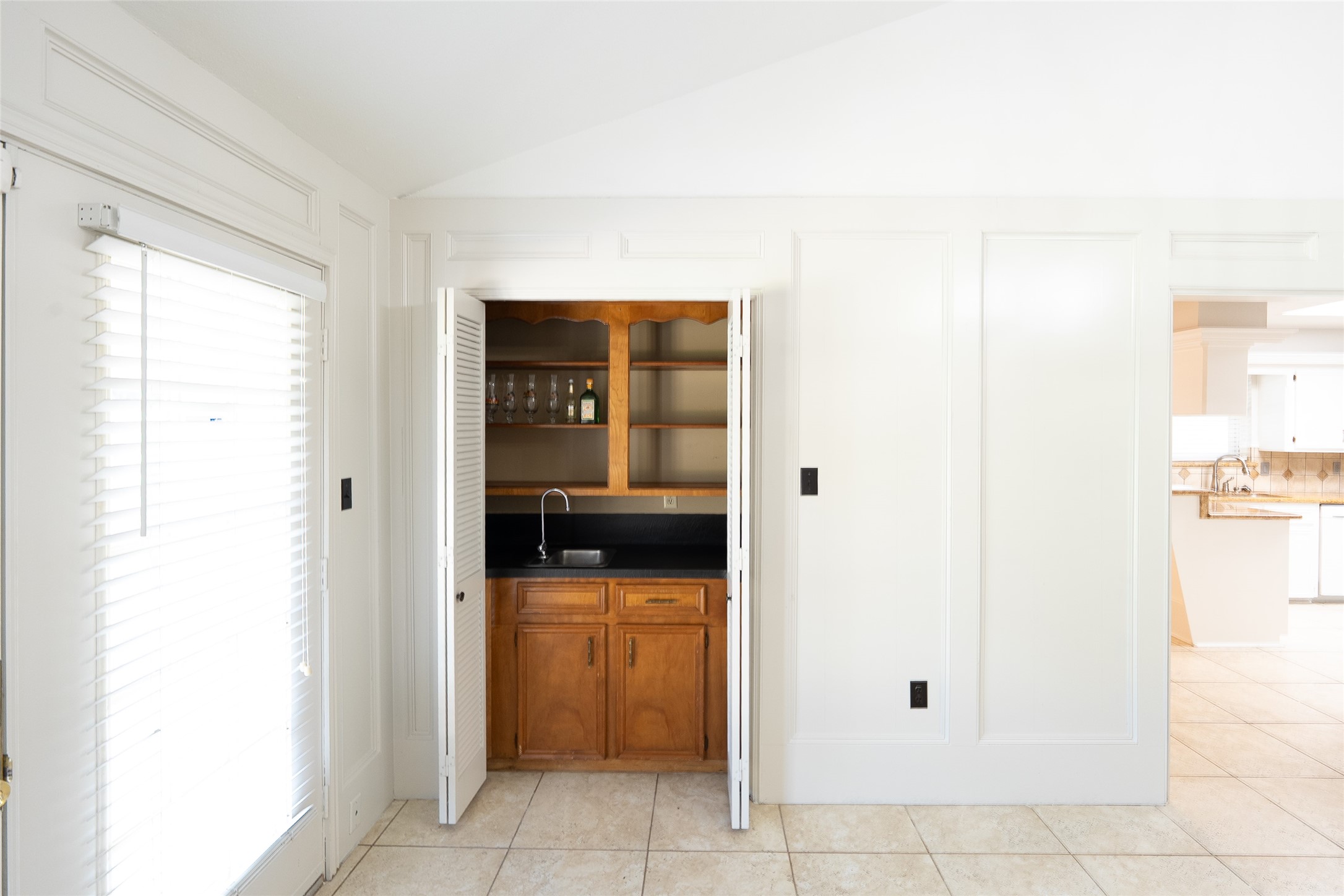 15931 Boulder Oaks Drive Property Photo 15