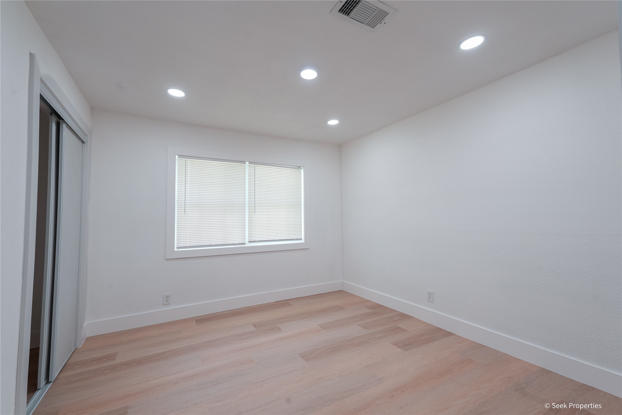7942 Hammerly Boulevard Property Photo 11